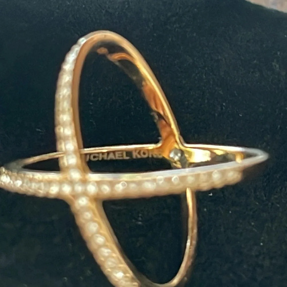 Michael Kors Pave Ring Criss Cross X Rhinestone size 8 - Picture 2 of 14